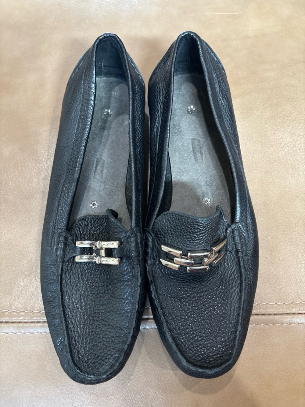 Talbots Black minimalist genuine Leather Slip-On Loafers - Picture 2 of 8